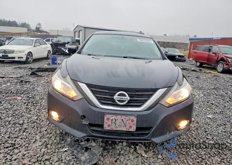 2018 Nissan Altima 2.5 z USA, uszkodzony, nr VIN 1N4AL3AP1JC180443